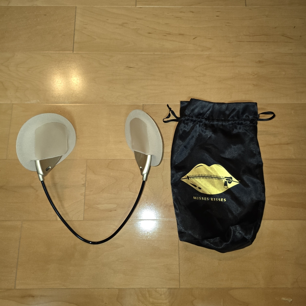 Misses Kisses Deep Plunge Bra